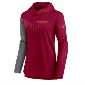 Womens Size Small Nike Washington Football Team Red Chevron Pullover Hoodie NFL